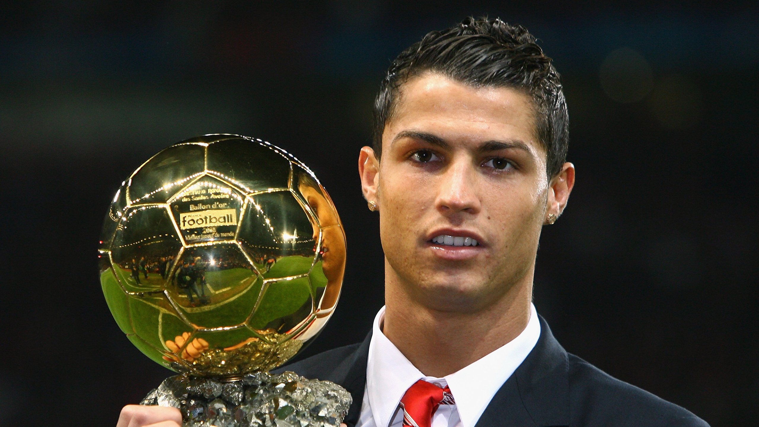 FIFA世界杯2026-进球机器的孤独，梅西连续20场得分，为何巴萨仍在连败深渊？